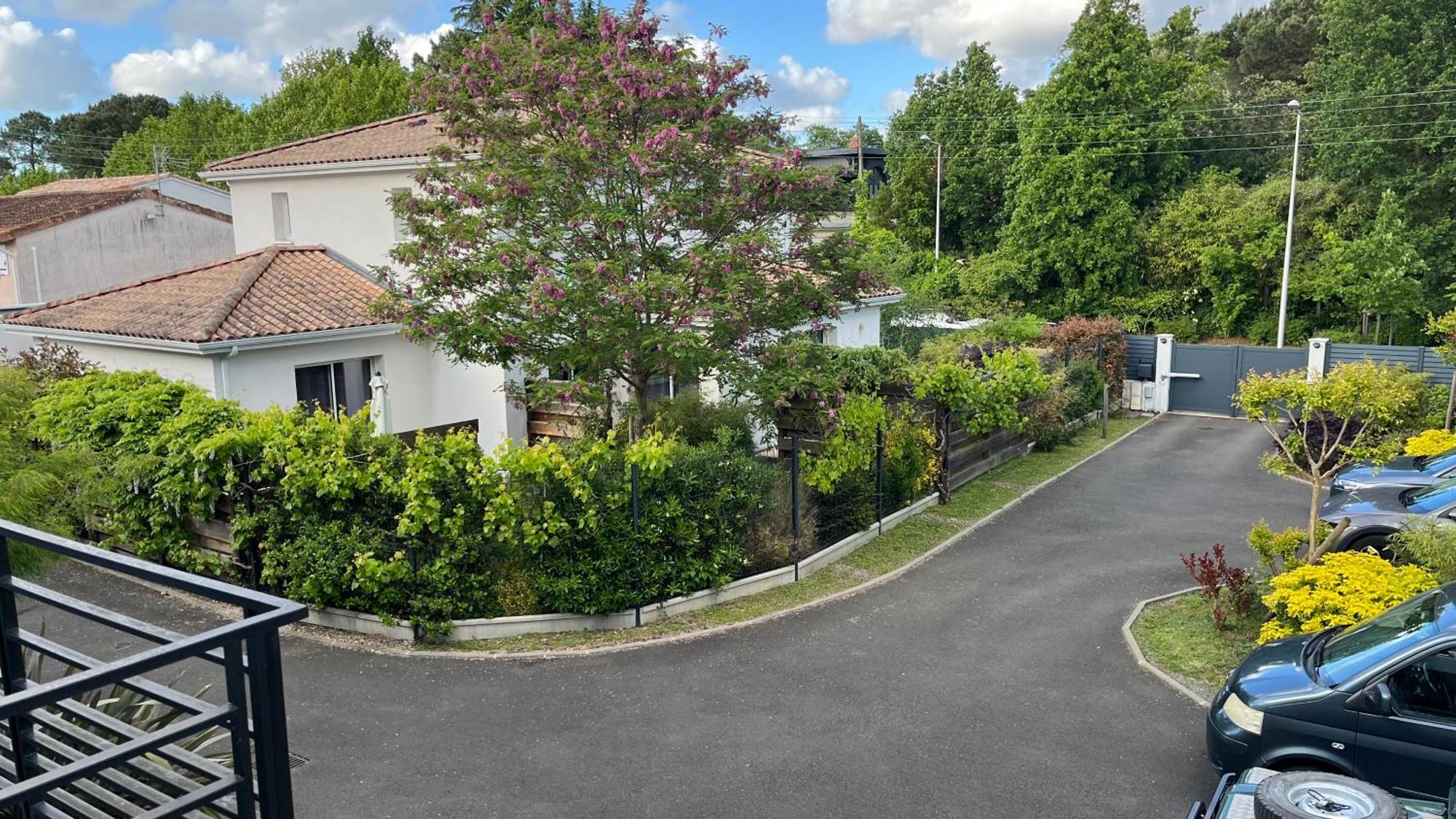 Appartement Alouette France Pessac Exterior photo